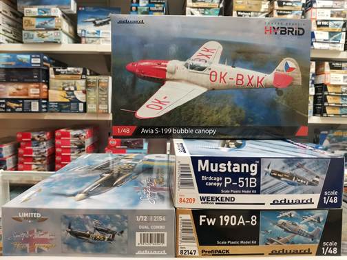 A group of boxes on a shelf
AI-generated content may be incorrect.